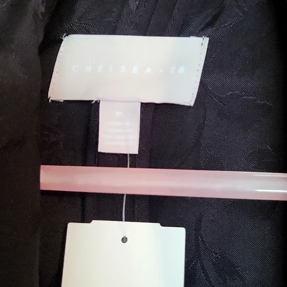 Chelsea28 Floral Print Blazer Black on Black NWT - Picture 3 of 6